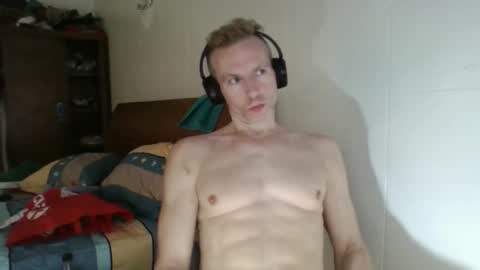 Snapshot of comecontrol chatting on October 7, 11:02 pm comecontrol online show from October 7, 11:02 pm