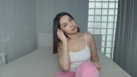 Camilla online show from January 10, 10:17 am