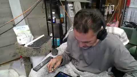 comeongirlts online show from March 7, 7:08 am