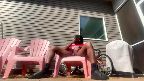 comewatch1 online show from April 24, 3:14 pm