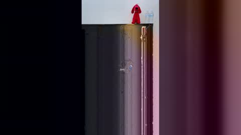 Comfortable bite online show from April 29, 6:58 pm