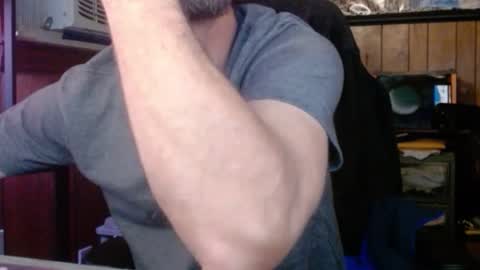 Nelson or ComicKing and sometime Peachy143 online show from January 18, 3:43 am