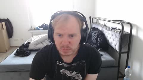 commanderchip online show from October 19, 12:39 pm