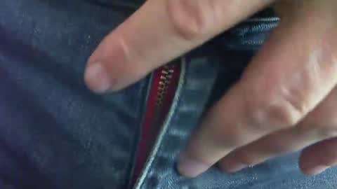 comox online show from December 4, 8:45 am