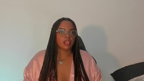 Snapshot of conielaurenth chatting on July 14, 3:33 am conielaurenth online show from July 14, 3:33 am