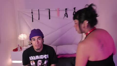 Snapshot of conjuring_ chatting on November 17, 3:23 am conjuring_ online show from November 17, 3:23 am