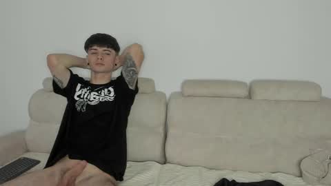 connor_and_angel online show from May 29, 12:30 am