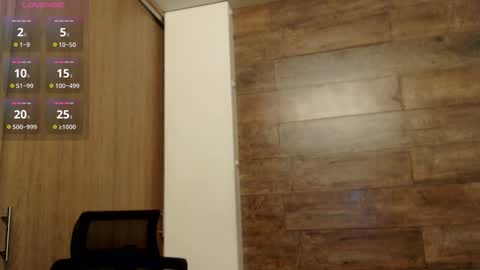 Snapshot of connor_h1 chatting on October 30, 2:46 am connor_h1 online show from October 30, 2:46 am