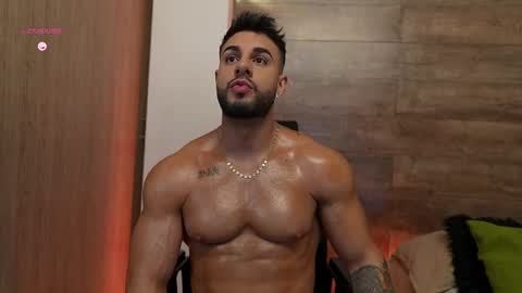 connor_h1 online show from April 20, 1:30 am