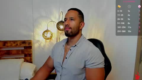 Snapshot of connor_jackson1 chatting on October 17, 12:14 am Connor Jackson online show from October 17, 12:14 am