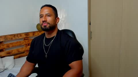 Connor Jackson online show from April 22, 2:03 am