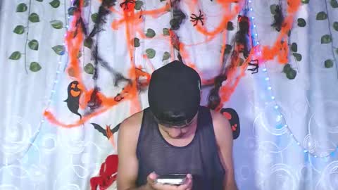 connor_michael online show from October 11, 8:29 pm