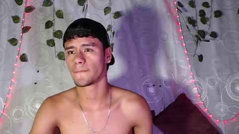 connor_michael online show from November 13, 8:30 pm