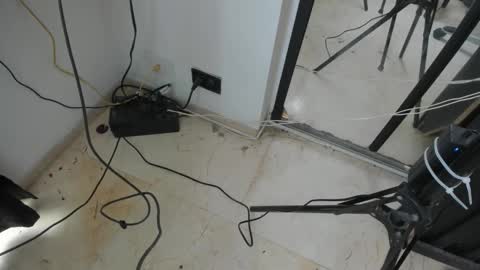 Snapshot of connor_stone_ chatting on December 4, 8:06 pm connor_stone_ online show from December 4, 8:06 pm