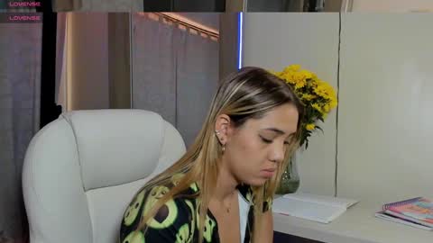 Cony   online show from December 26, 2:59 pm