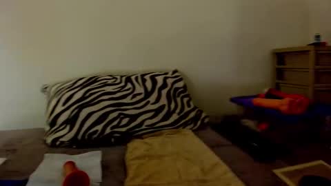 Snapshot of connyhot69 chatting on November 5, 10:04 am CONNY online show from November 5, 10:04 am