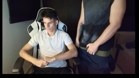 Snapshot of conradgrayson78 chatting on October 27, 11:20 pm conradgrayson78 leonandresough online show from October 27, 11:20 pm