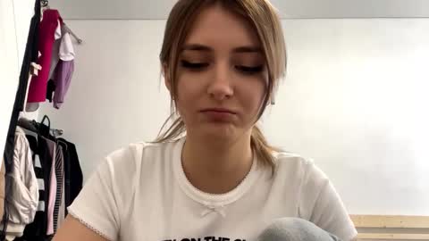 Amelia online show from February 14, 11:07 am