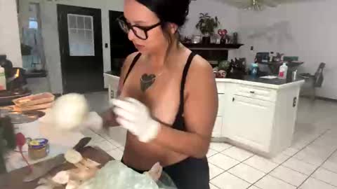 controllercutie online show from September 14, 11:59 pm