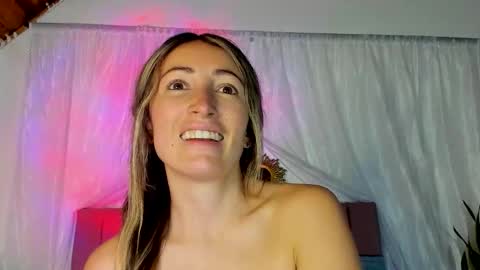 conyabril online show from November 22, 1:59 am