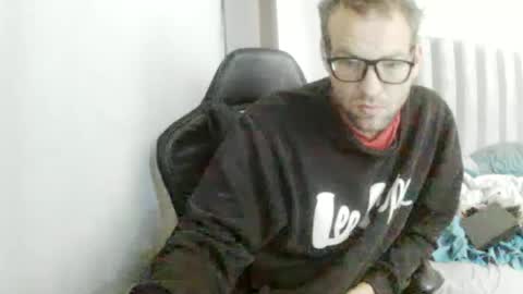 cookiecandyx online show from June 24, 7:29 am