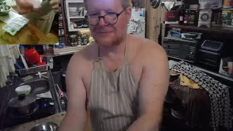 Snapshot of cookieliquor chatting on April 15, 7:58 pm Cookie - I do cooking streams occasionally. Next stream online show from April 15, 7:58 pm