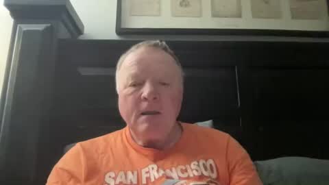 Snapshot of cookoosnest chatting on January 2, 10:48 am cookoosnest online show from January 2, 10:48 am