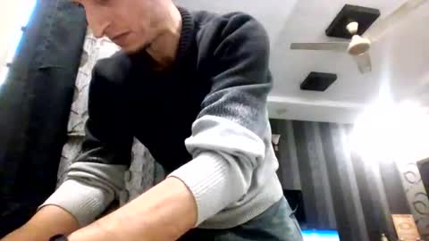 Cool2Buddies online show from November 5, 10:37 am