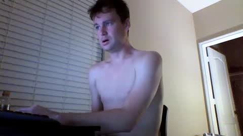 cooldude122222 online show from January 8, 12:38 am