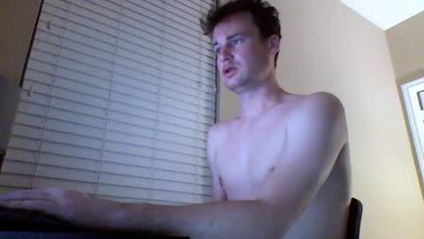 cooldude122222 online show from January 11, 8:33 am