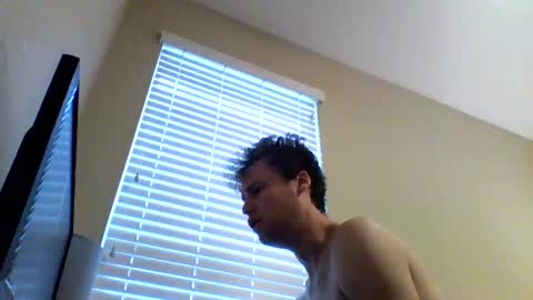 cooldude122222 online show from January 26, 5:44 pm