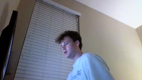 cooldude122222 online show from February 19, 12:57 am