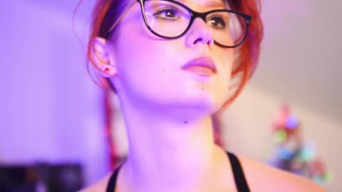 Ginger The Cringer online show from December 2, 9:35 am