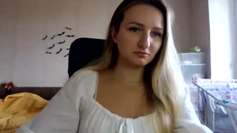 cora_fora online show from September 30, 9:47 am