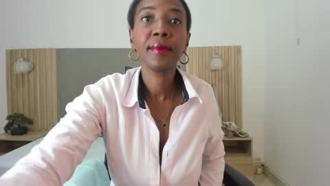 Snapshot of coral_15_ chatting on November 13, 1:59 am C O R A L online show from November 13, 1:59 am