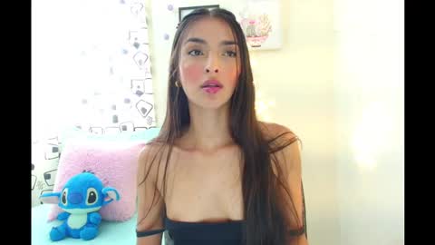 Snapshot of coral_davis chatting on January 6, 7:13 pm Coral online show from January 6, 7:13 pm