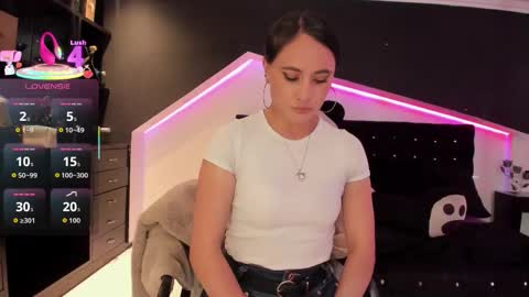 Coral  online show from January 19, 1:15 pm