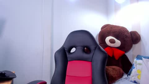 Coral online show from December 21, 9:15 pm