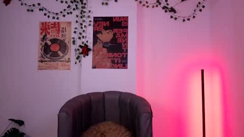 Coralie Bronson online show from July 10, 12:04 am