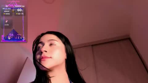 Coralinekam1 online show from October 11, 8:18 pm