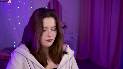 little girl who is always right or Coraline online show from December 2, 11:23 am