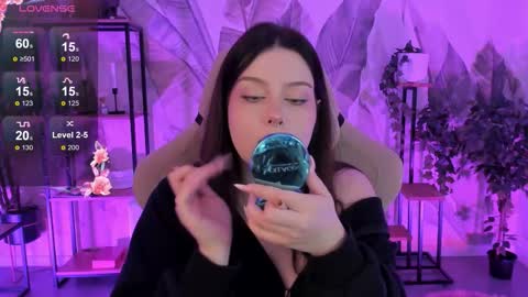 little girl who is always right or Coraline online show from September 14, 5:28 am