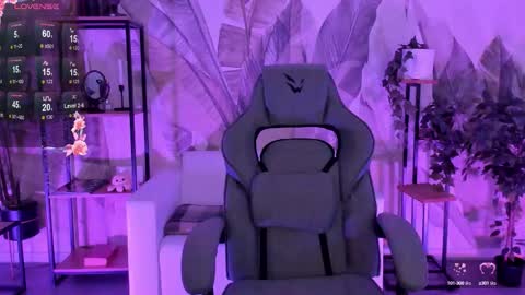 little girl who is always right or Coraline online show from September 30, 5:56 am