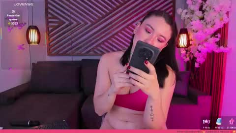   online show from November 25, 11:54 am