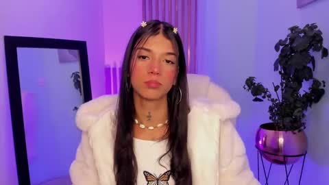 Snapshot of coralrigan chatting on January 20, 4:43 am Coral online show from January 20, 4:43 am