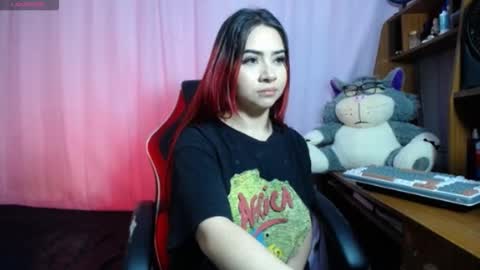 coralwells online show from October 15, 11:49 pm