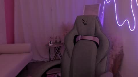 little girl who is always right or just Cora online show from February 3, 6:22 am