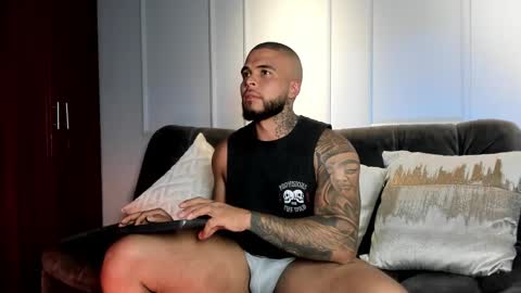 Snapshot of coreymartinez_ chatting on December 21, 3:36 am DaveMonsalve online show from December 21, 3:36 am