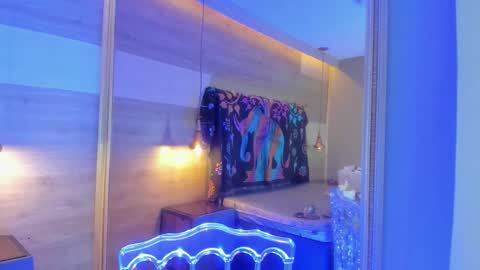 Cori online show from April 25, 4:15 am