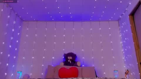 Corin Soto online show from December 5, 1:06 pm